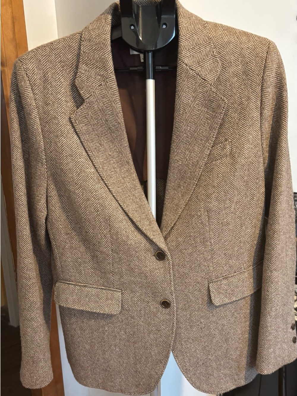 Uniqlo Women's Herringbone Blazer in Light Brown